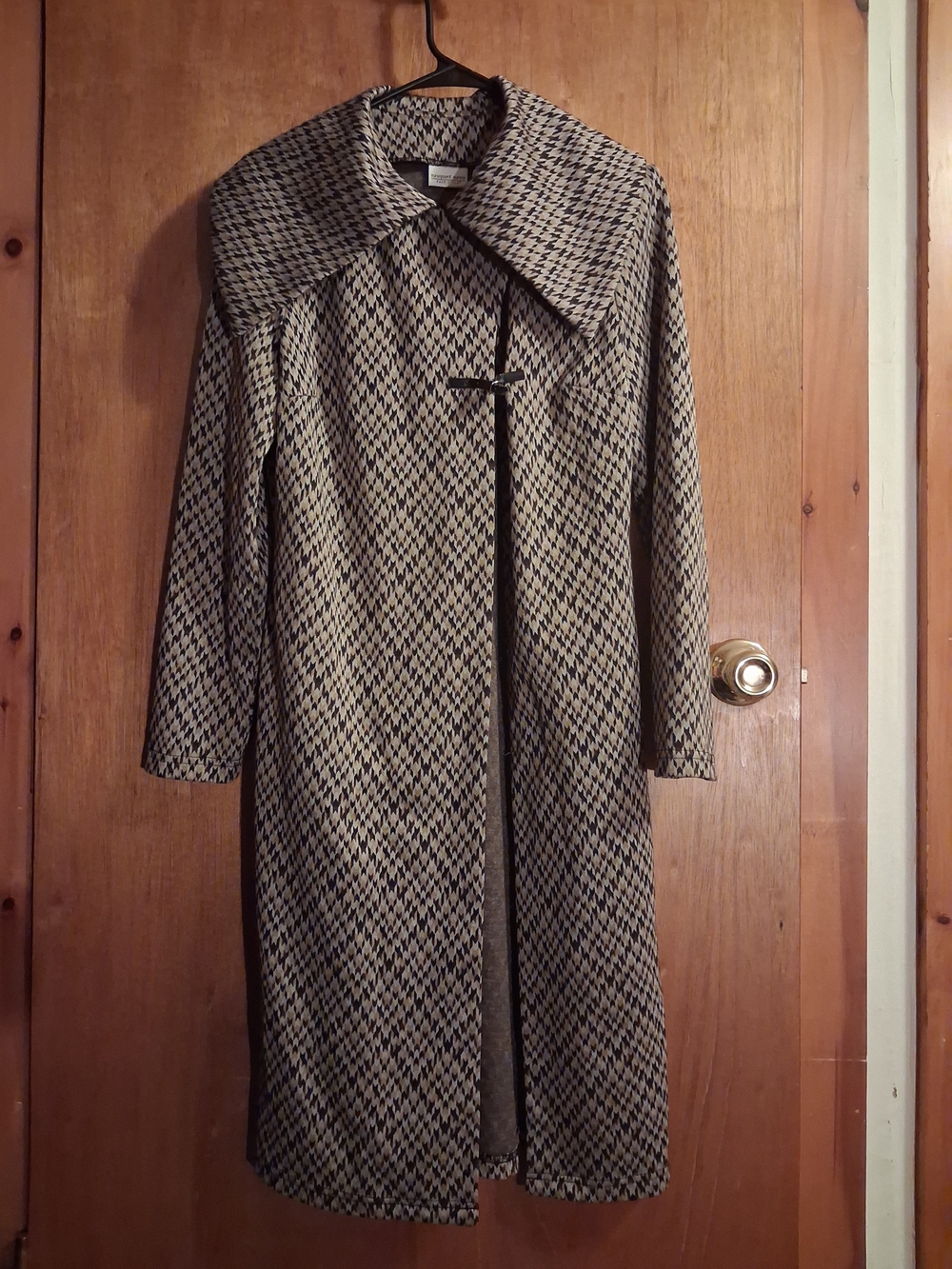 Newport News Black and Cream Houndstooth Long Trench Coat